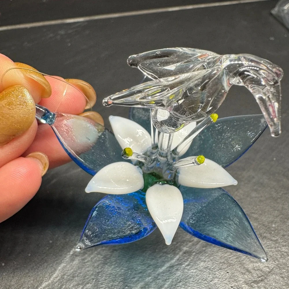 Hand‎ Blown Glass Hummingbird Flower Ornament Suncatcher Blue Green Clear 3
